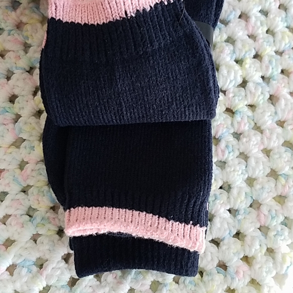 New 2 pairs Steve Madden Women's Boot Socks - Picture 3 of 5